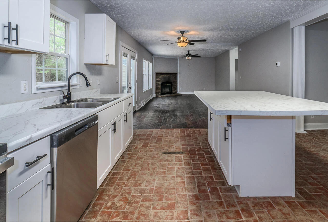 108 Trapper LN - Photo 14
