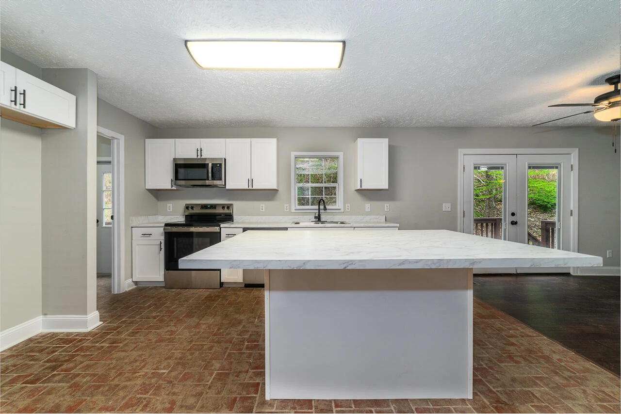 108 Trapper LN - Photo 17