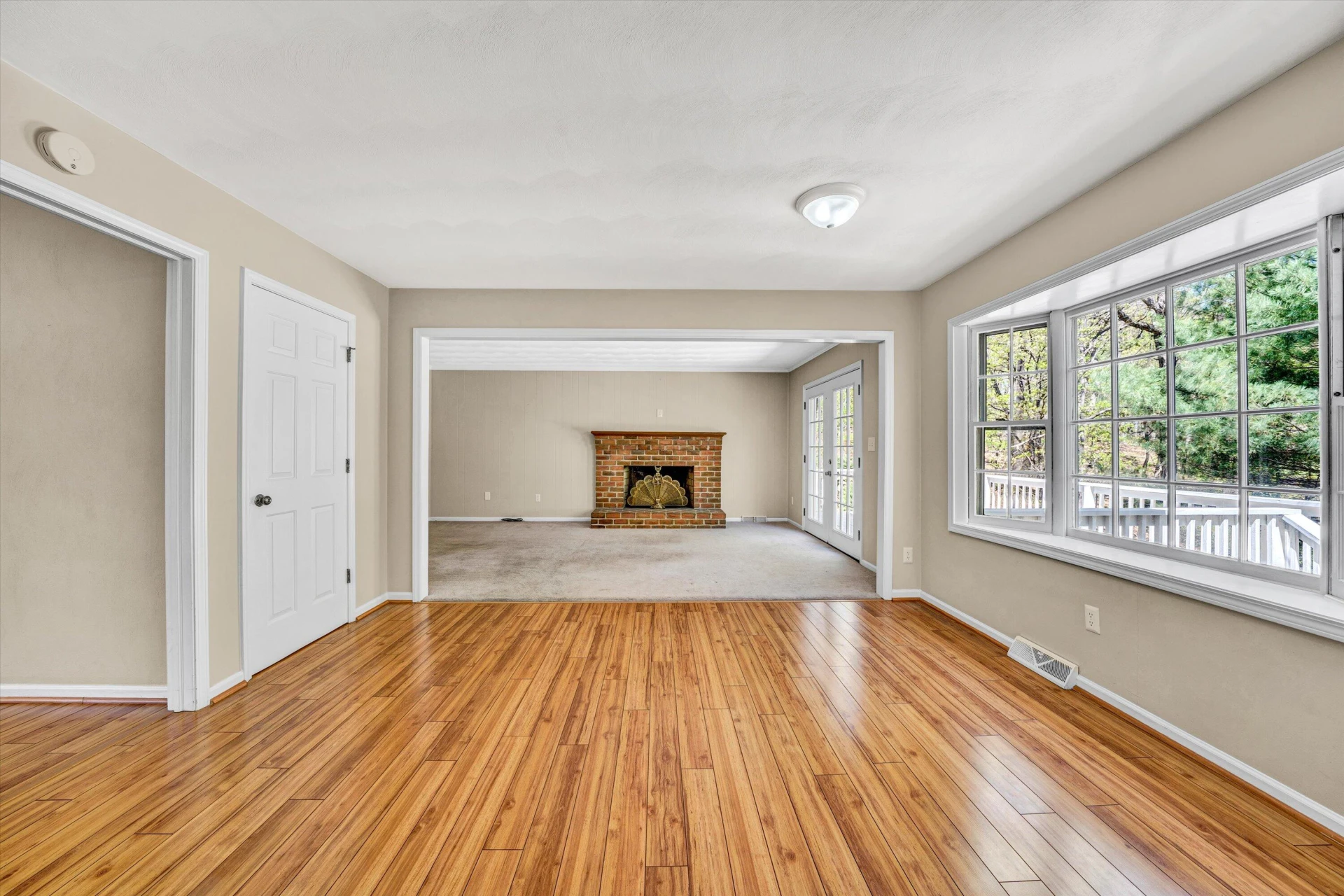 3218 Woodview RD - Photo 16
