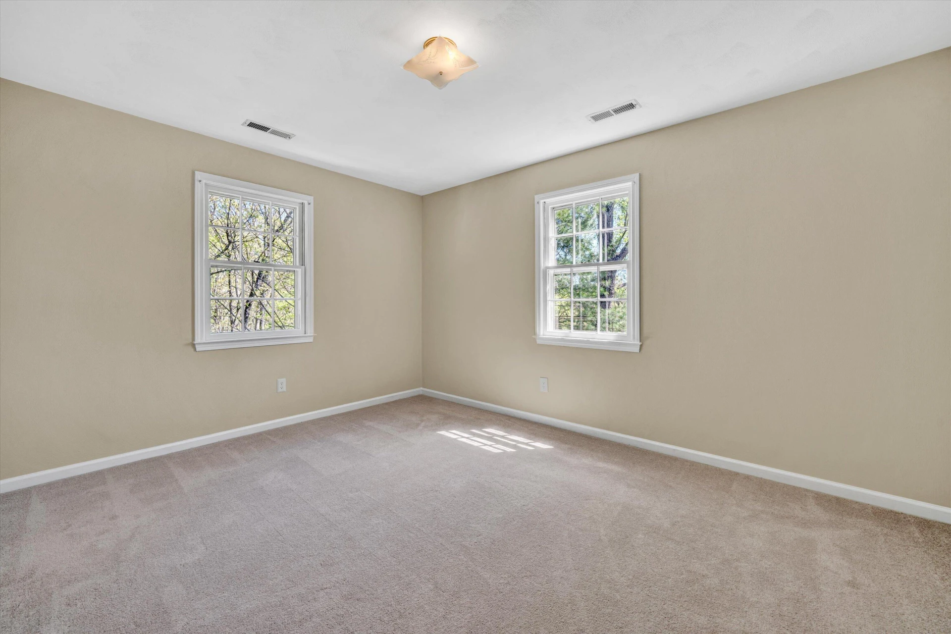 3218 Woodview RD - Photo 28