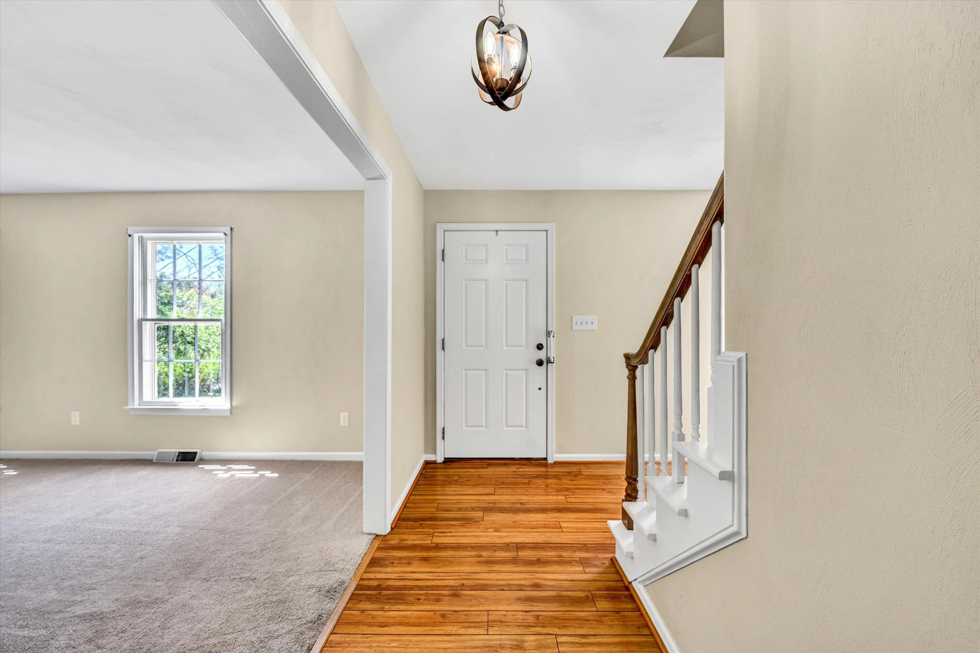 3218 Woodview RD - Photo 4