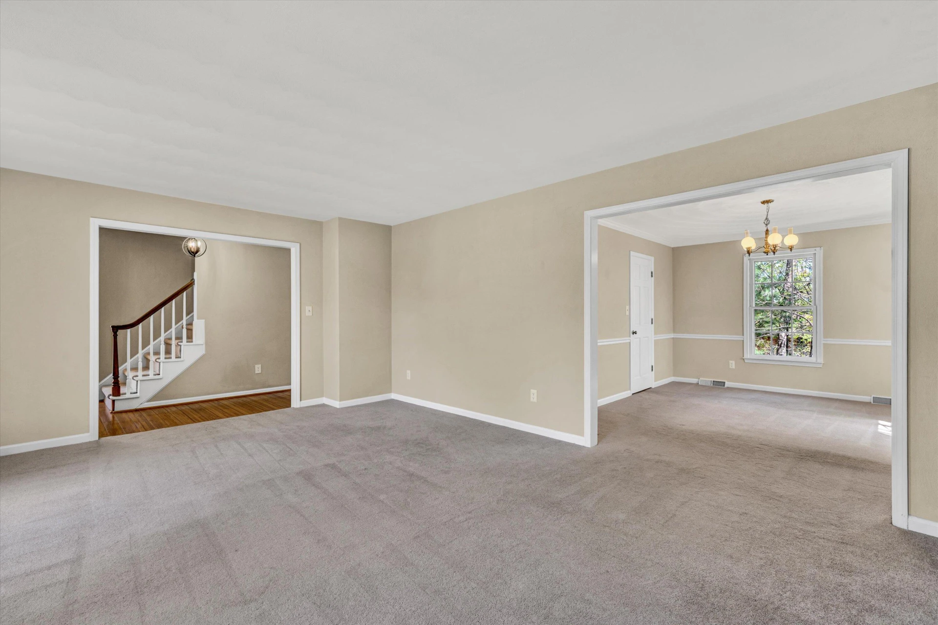 3218 Woodview RD - Photo 6