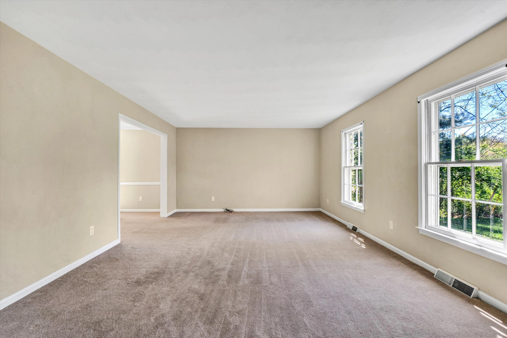 3218 Woodview RD - Photo 7