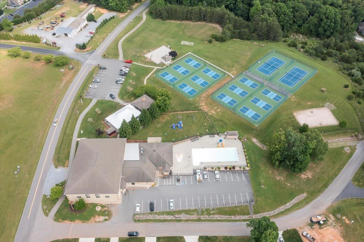 120 Pointe O Woods DR - Photo 109