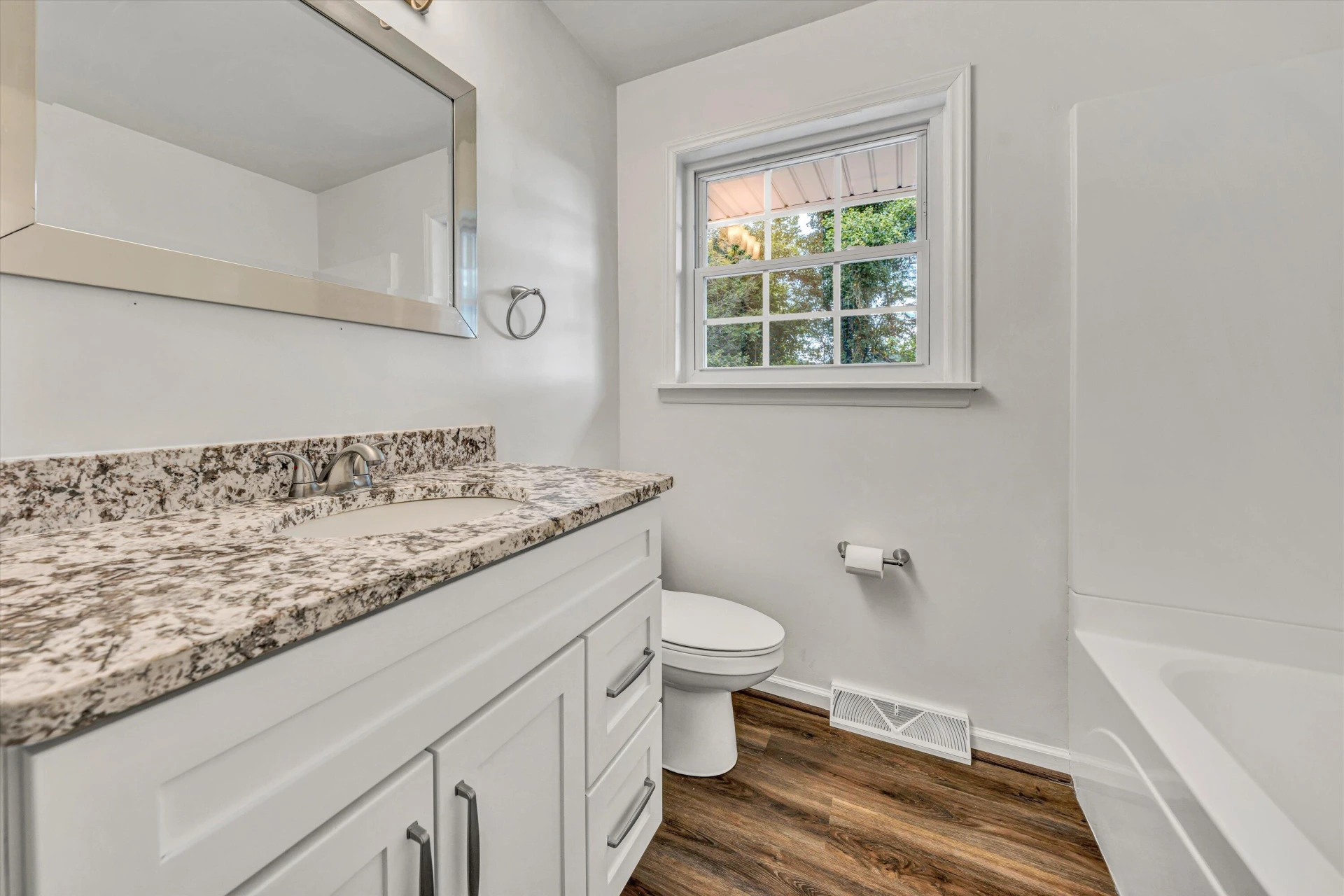 503 Crofton DR - Photo 11