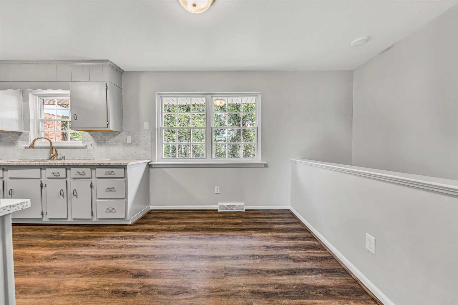 503 Crofton DR - Photo 4