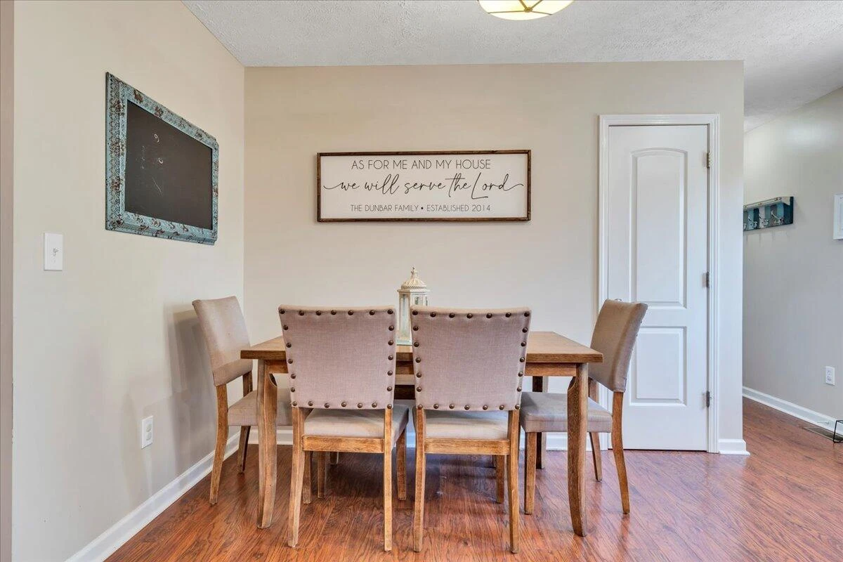 371 Leanor ST - Photo 11