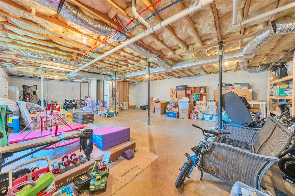 371 Leanor ST - Photo 25