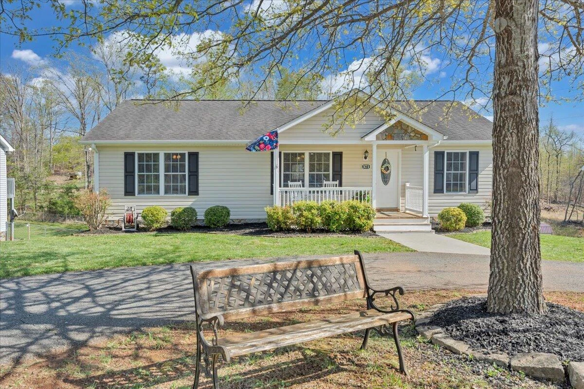371 Leanor ST - Photo 35