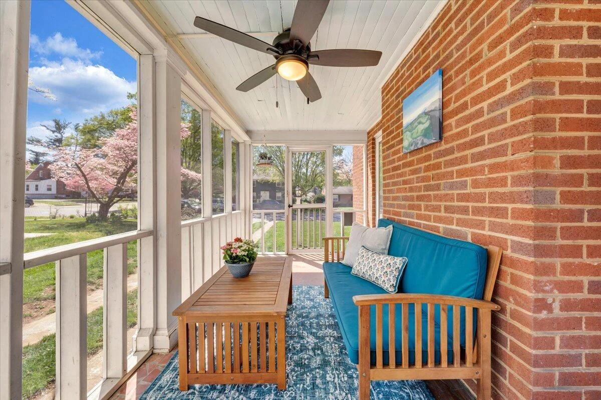 2307 Fairway DR - Photo 19