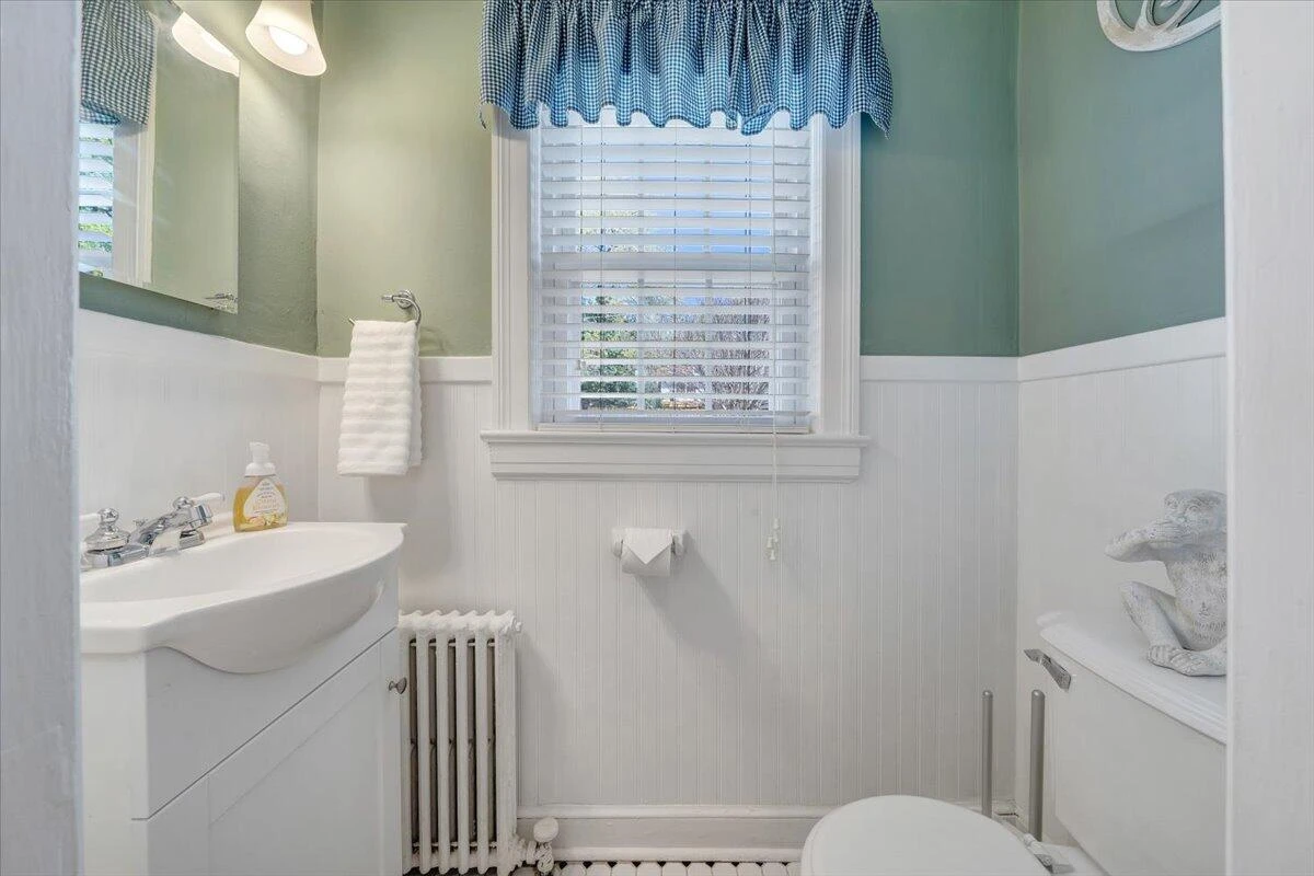 2307 Fairway DR - Photo 27