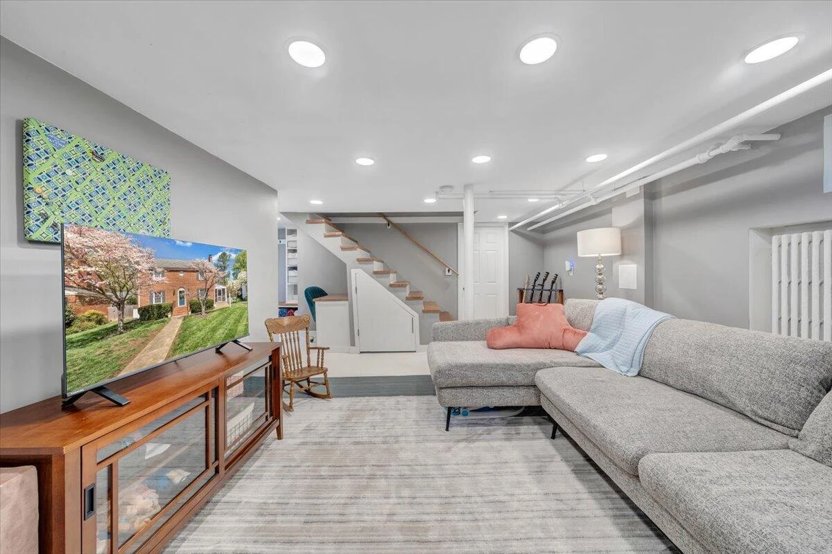 2307 Fairway DR - Photo 37