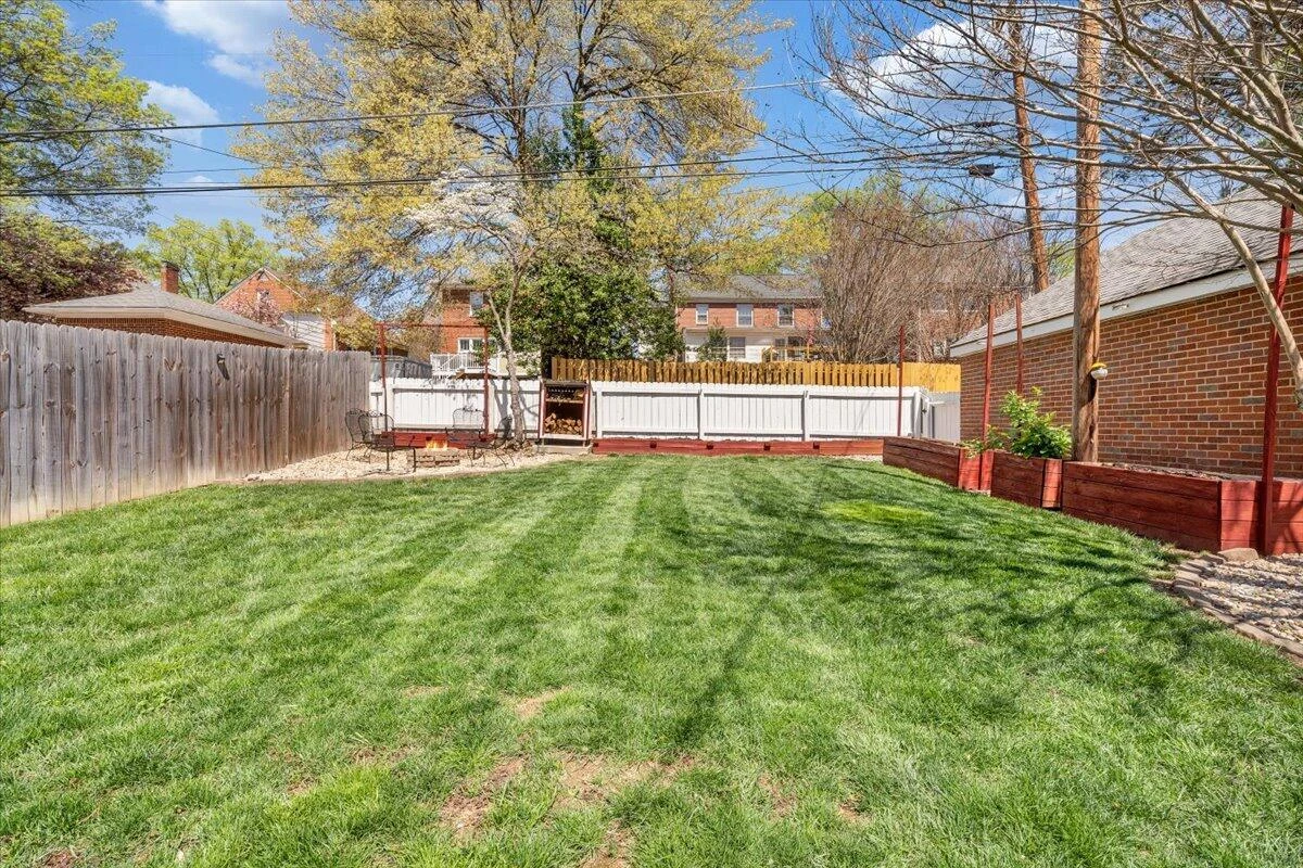 2307 Fairway DR - Photo 49