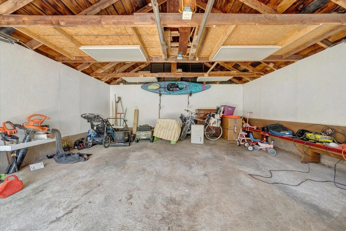 2307 Fairway DR - Photo 52