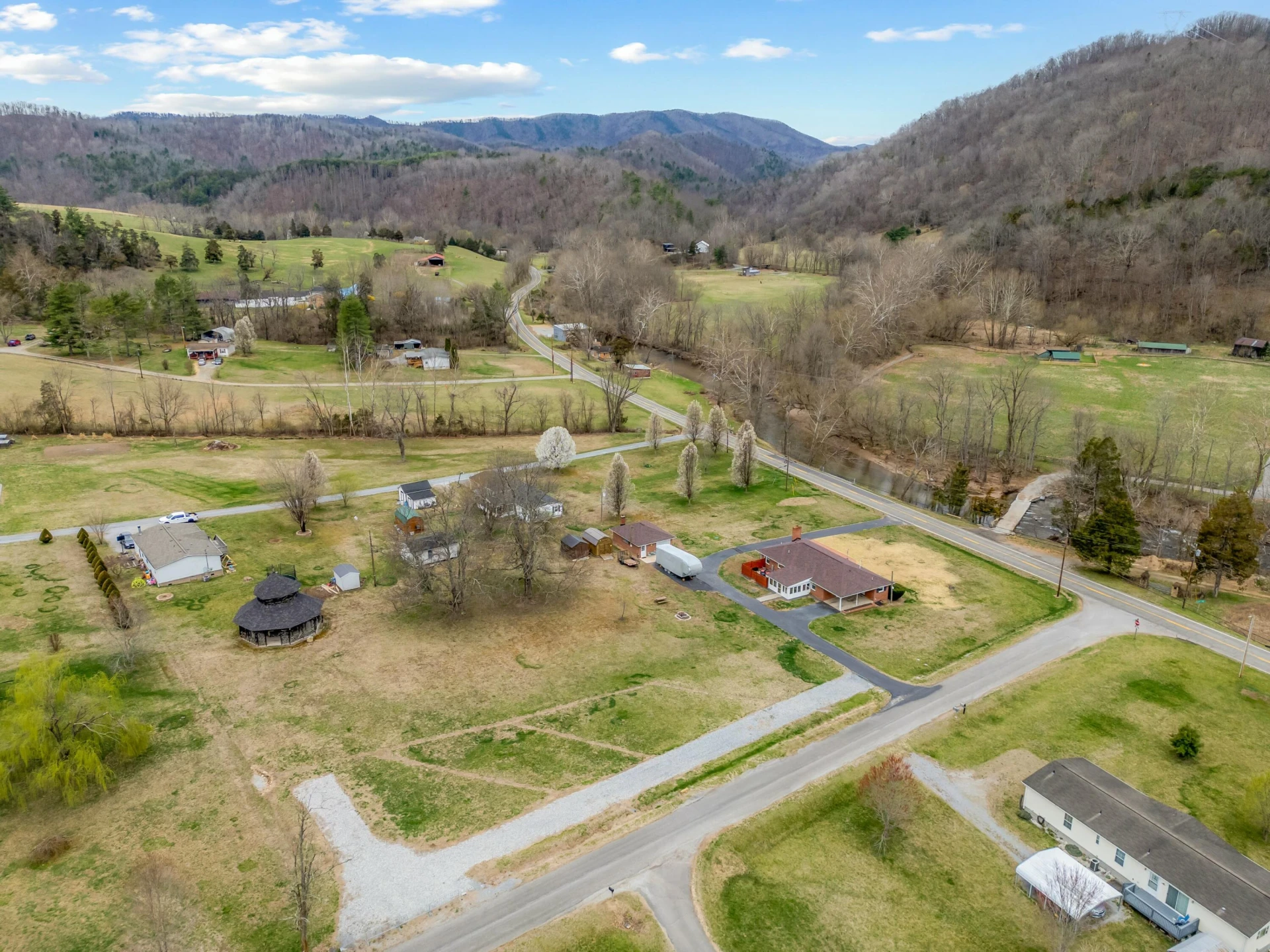 3643 Gazebo DR - Photo 6
