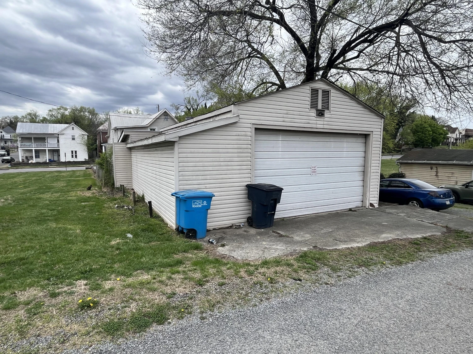728 Bullitt AVE - Photo 17