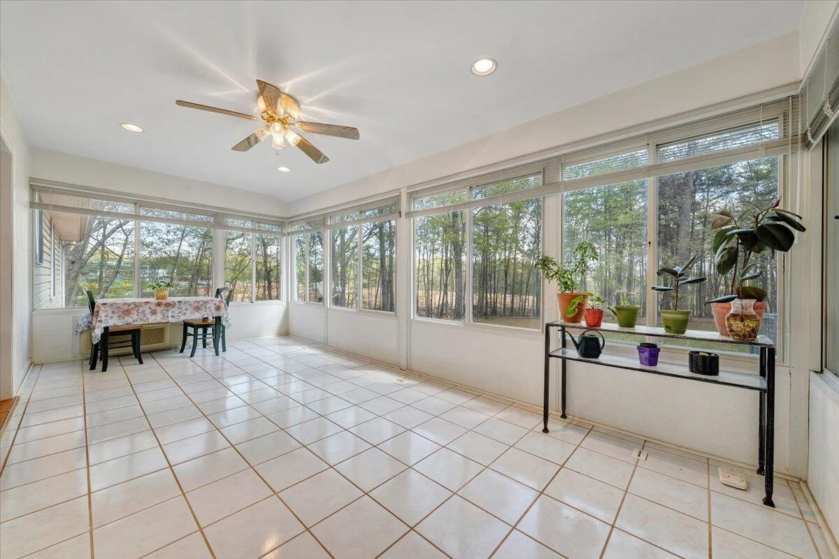 4714 Stewartsville RD - Photo 12