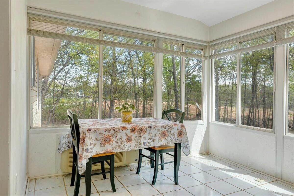 4714 Stewartsville RD - Photo 13