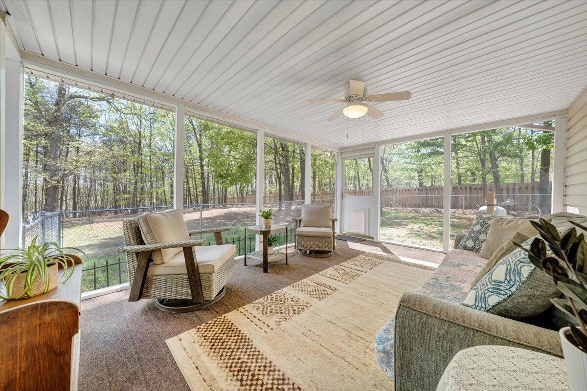 4714 Stewartsville RD - Photo 18