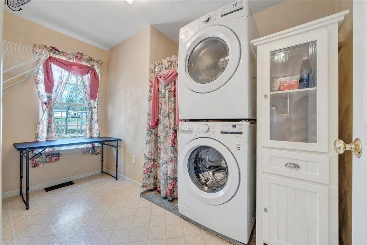 4714 Stewartsville RD - Photo 31