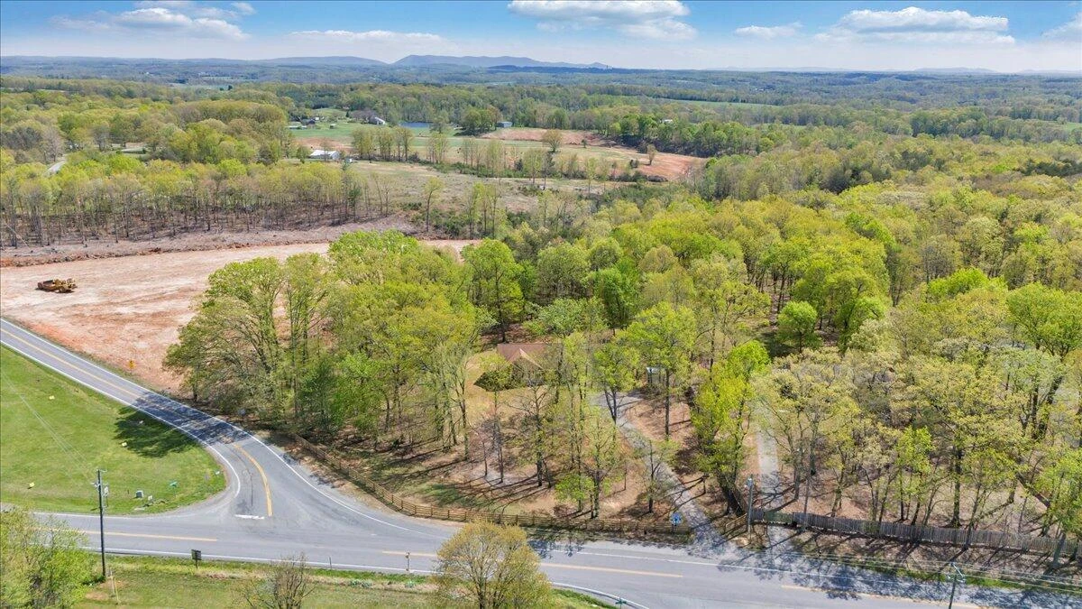 4714 Stewartsville RD - Photo 41