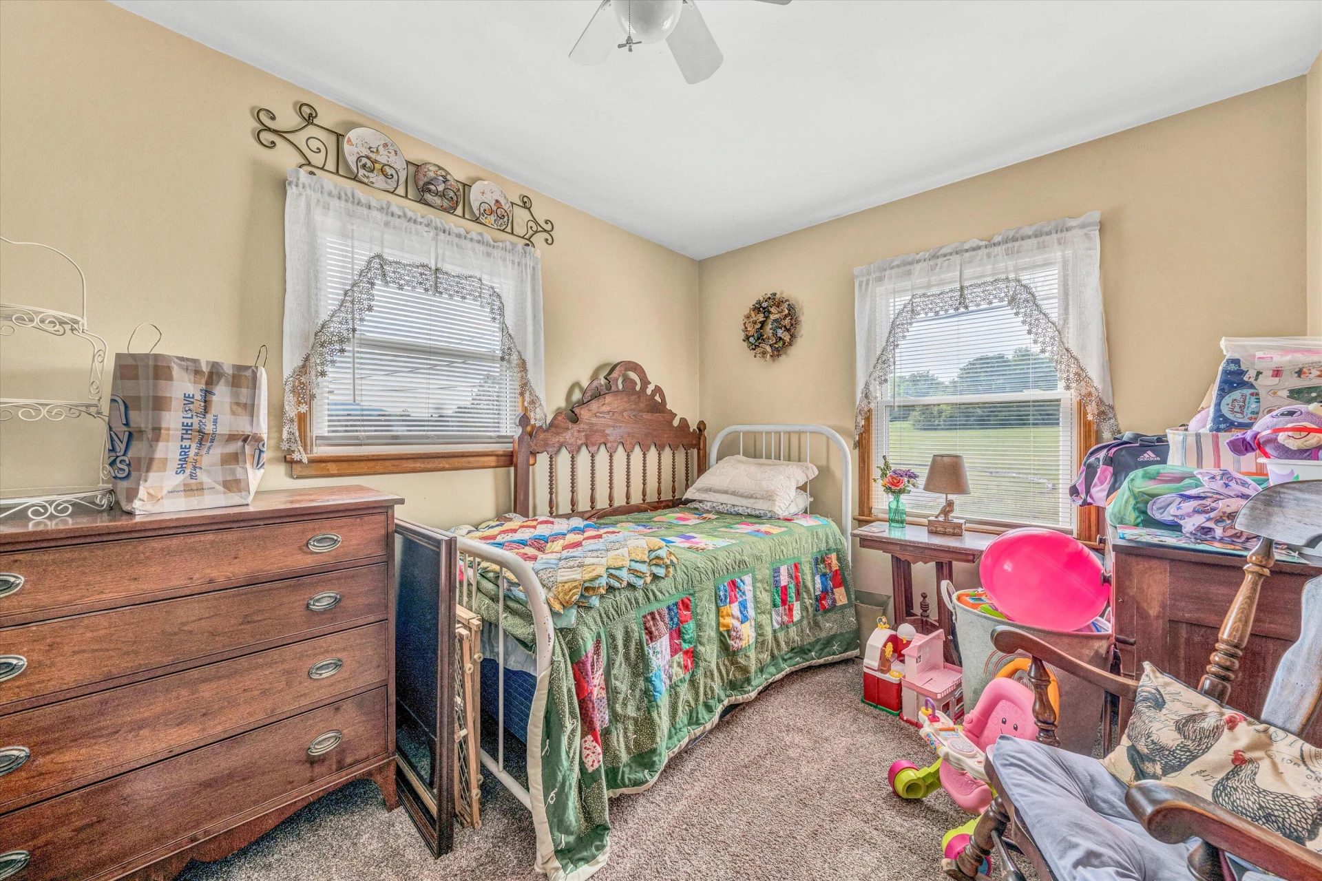 5702 Sierra DR - Photo 11