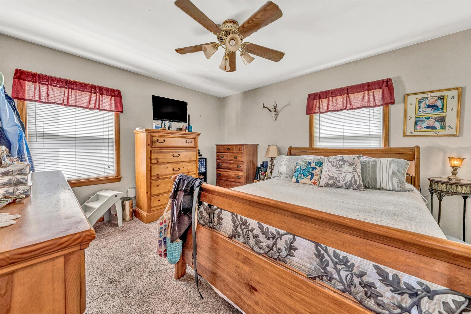 5702 Sierra DR - Photo 12