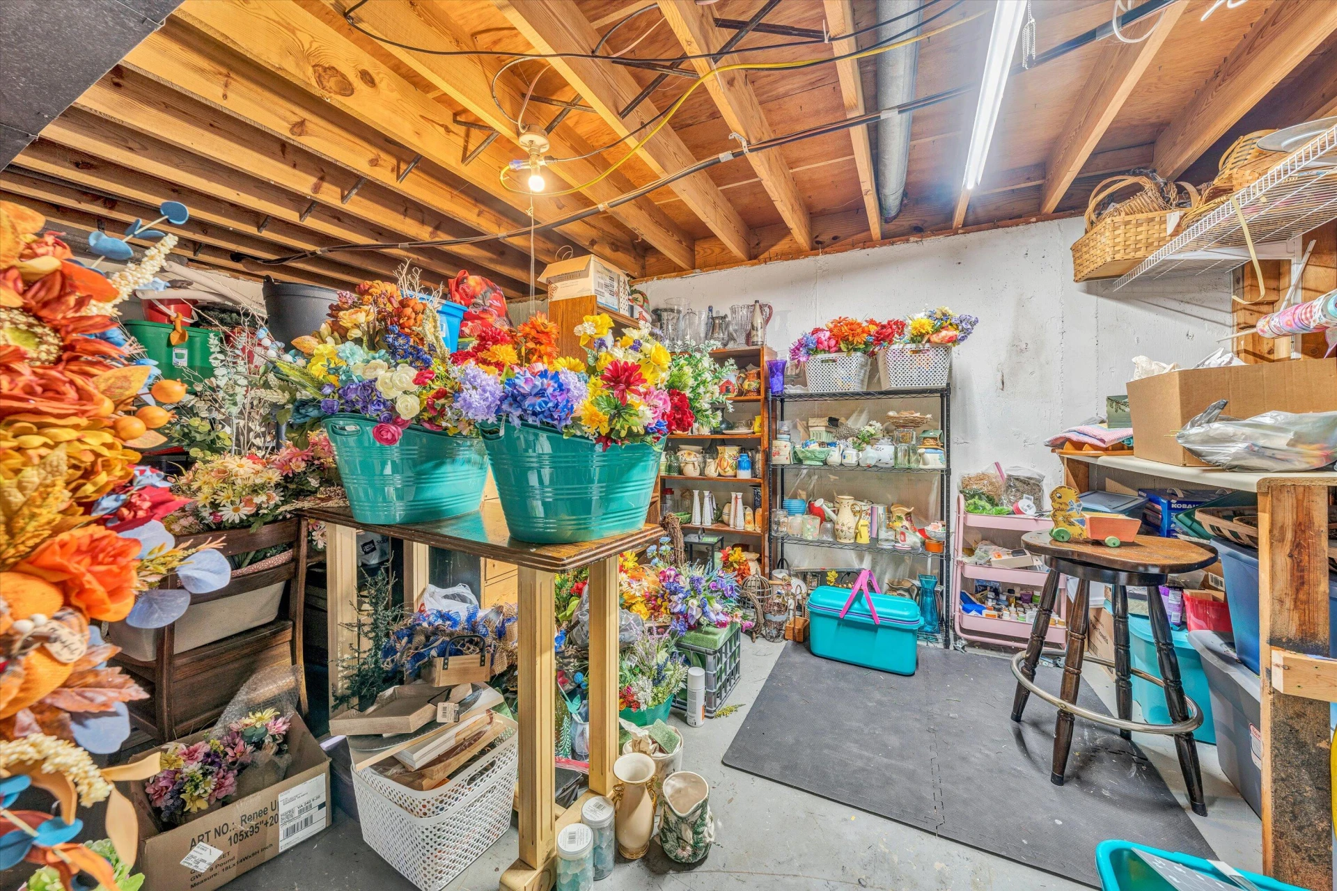 5702 Sierra DR - Photo 17