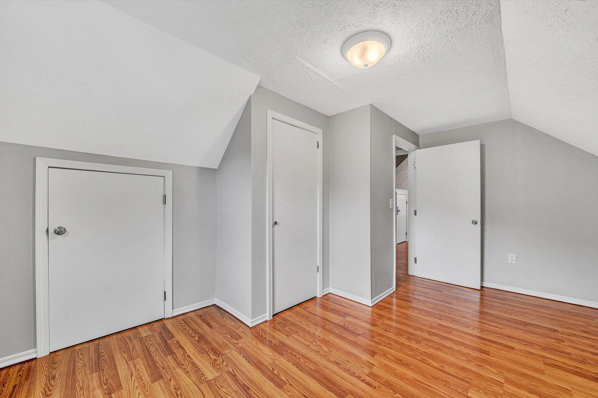 904 Westview ST - Photo 21