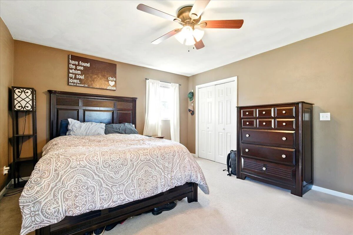 1027 Alison LN - Photo 15