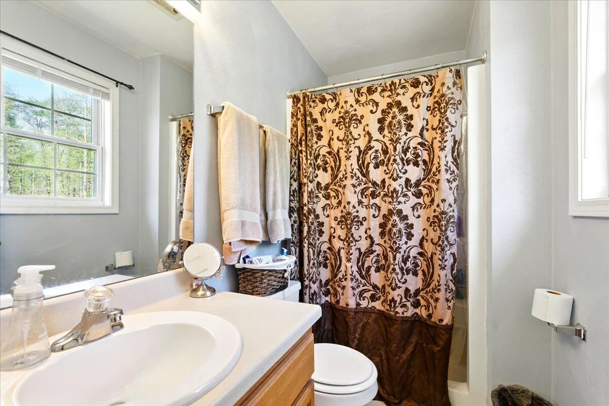1027 Alison LN - Photo 17