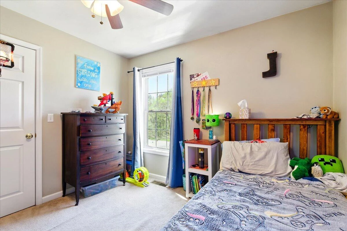 1027 Alison LN - Photo 21