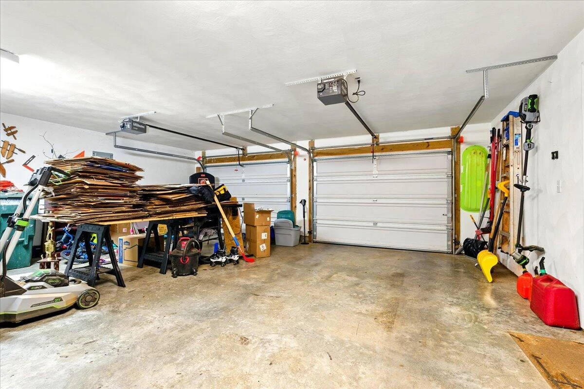 1027 Alison LN - Photo 33