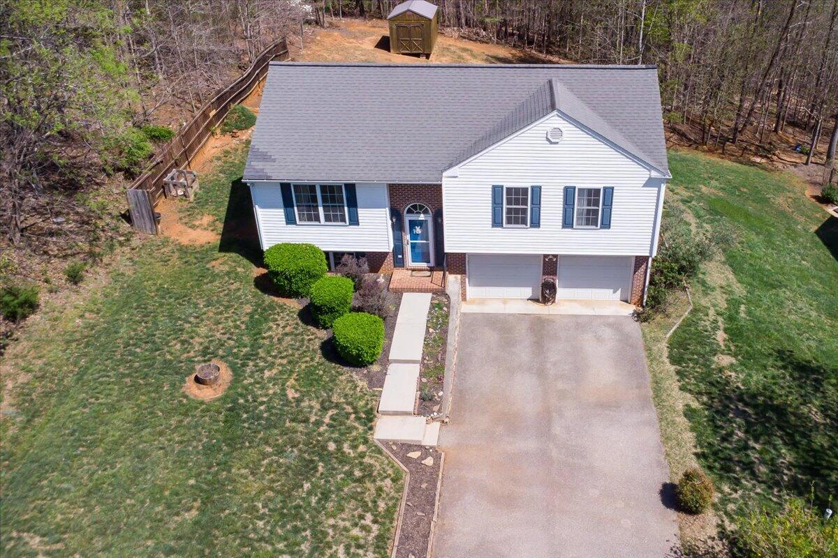 1027 Alison LN - Photo 34