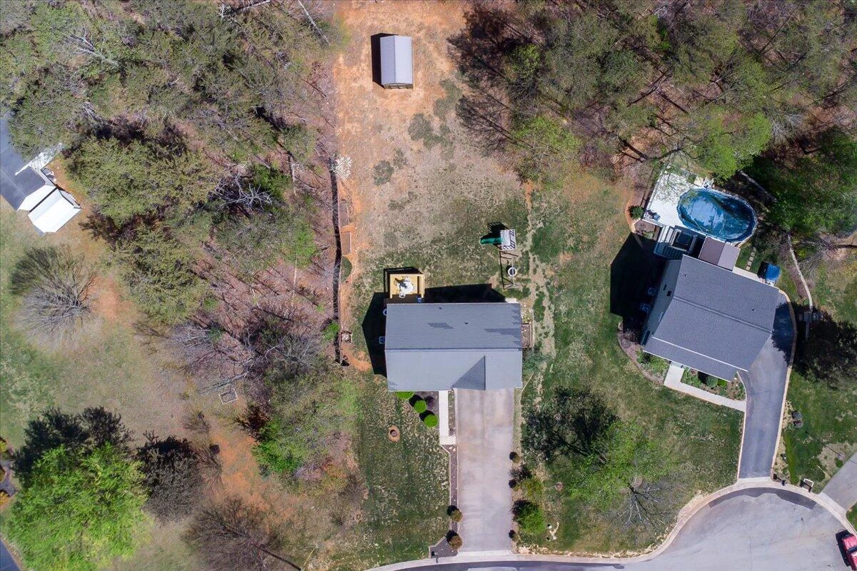 1027 Alison LN - Photo 36