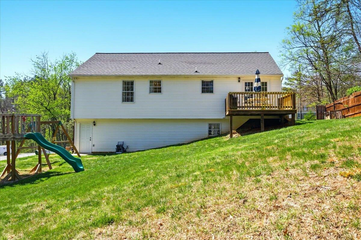 1027 Alison LN - Photo 38