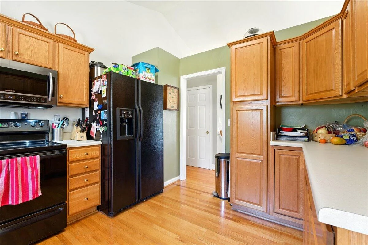 1027 Alison LN - Photo 10