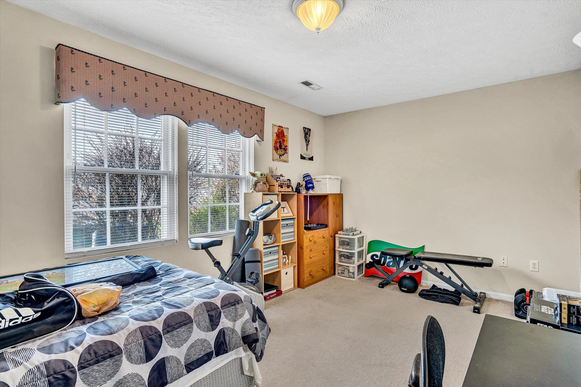 140 Jennifer ST - Photo 19