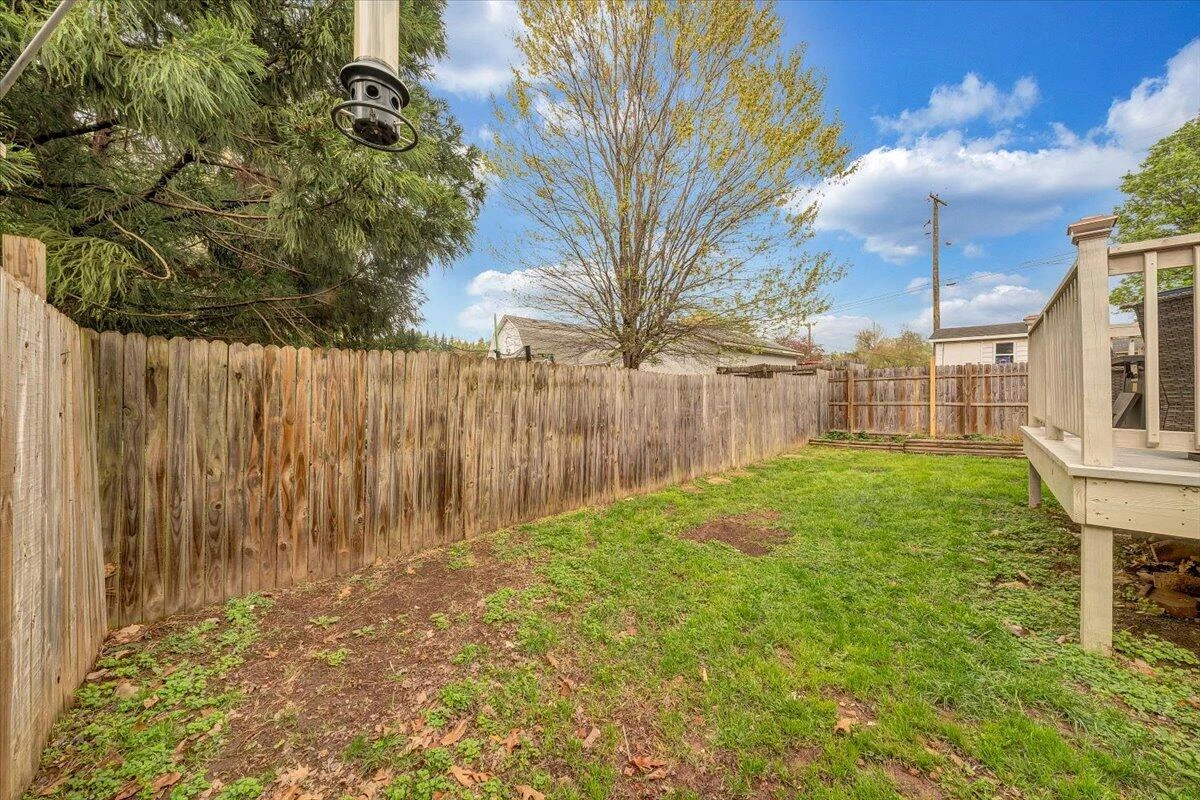 2421 Franklin ST - Photo 23