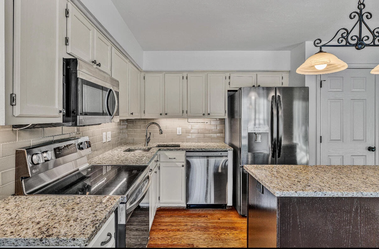 4664 Whipplewood CT - Photo 4