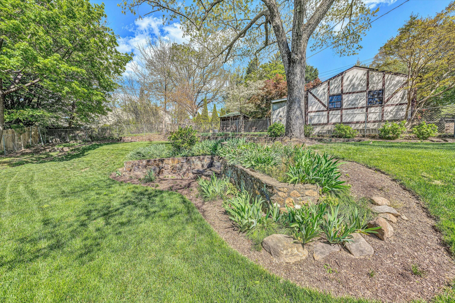 3245 Brightwood PL - Photo 64