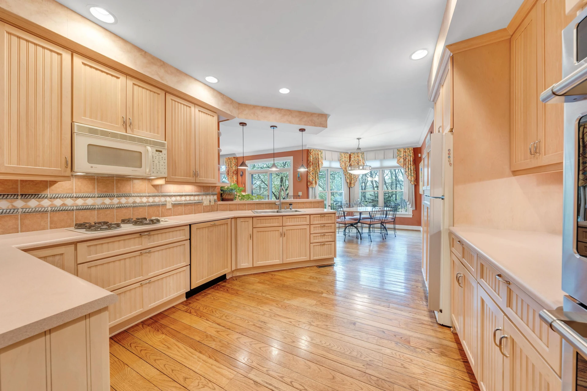 3649 Peakwood DR - Photo 27