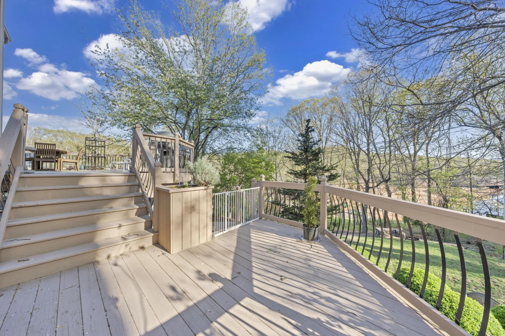 3649 Peakwood DR - Photo 32