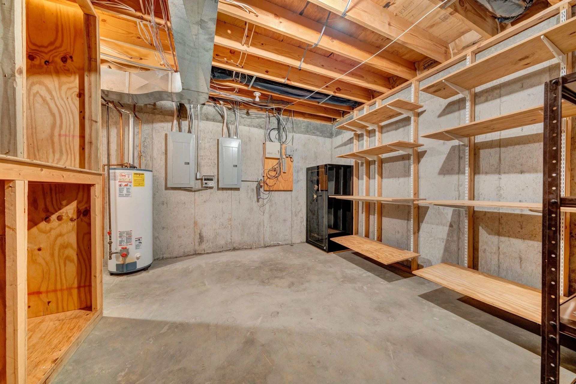 3649 Peakwood DR - Photo 60