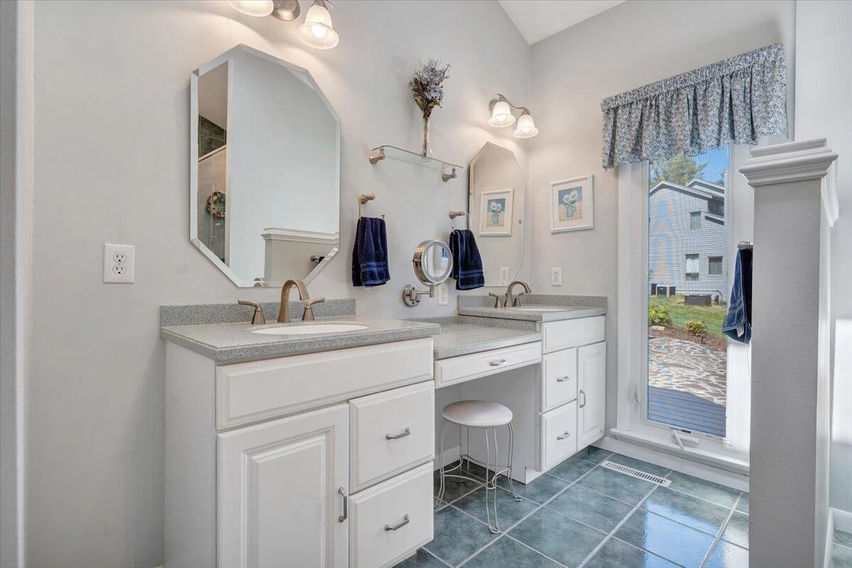 5936 Saddleridge RD - Photo 22