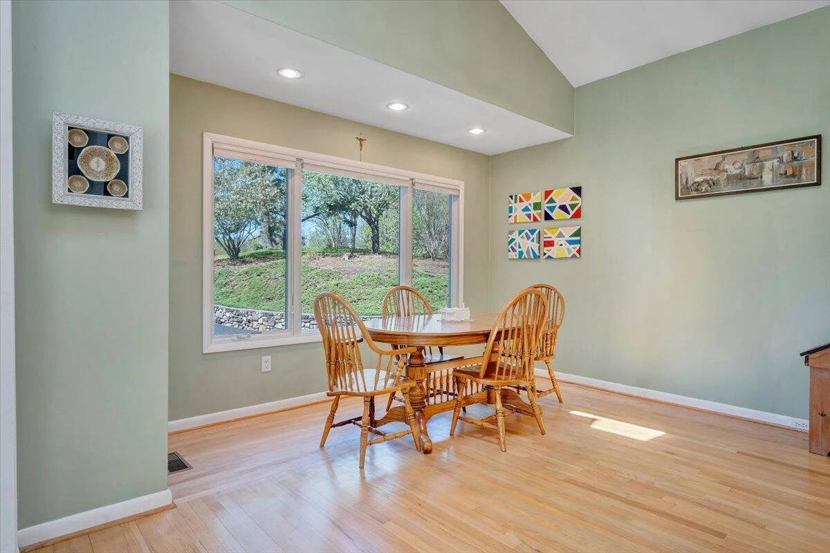 5936 Saddleridge RD - Photo 8