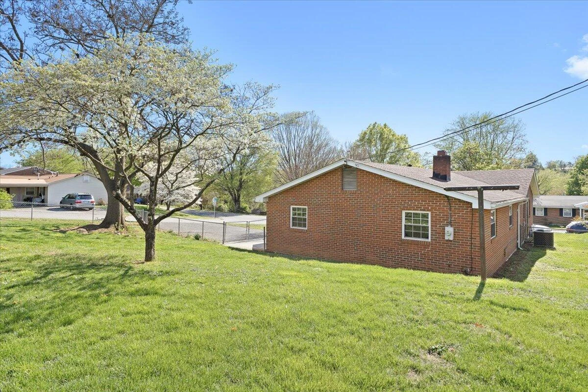 5501 Daytona RD - Photo 35