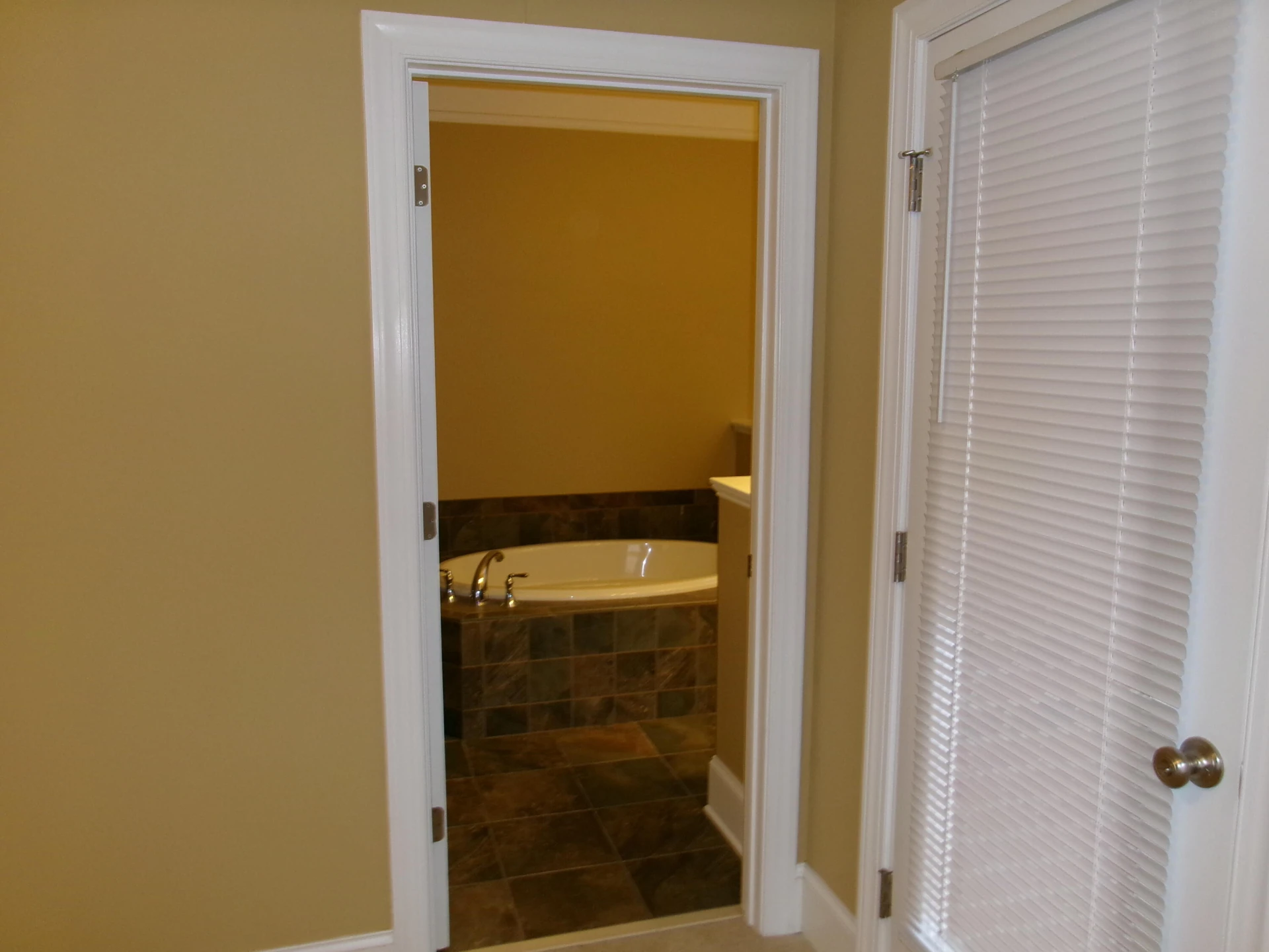 3825 Colonial Green Circle - Photo 41
