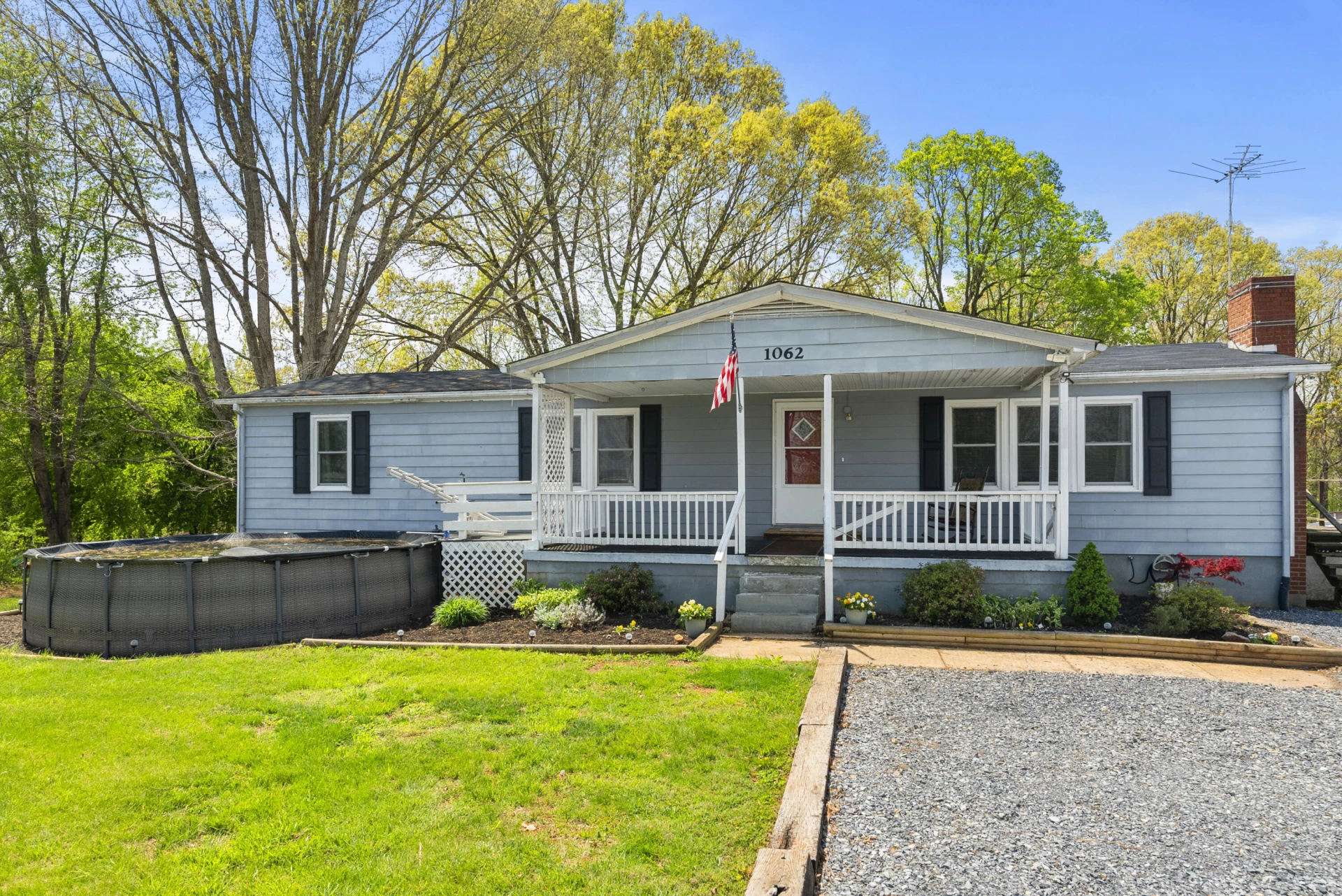 1062 Overacre DR
