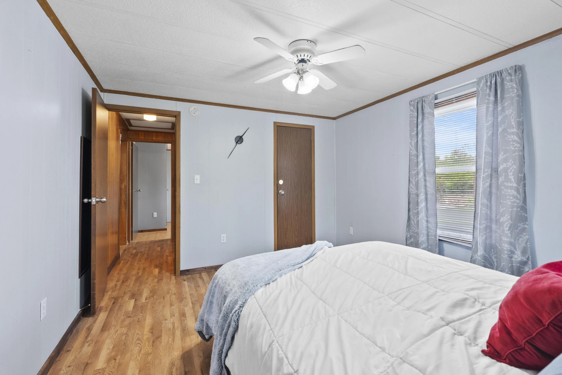 1062 Overacre DR - Photo 28